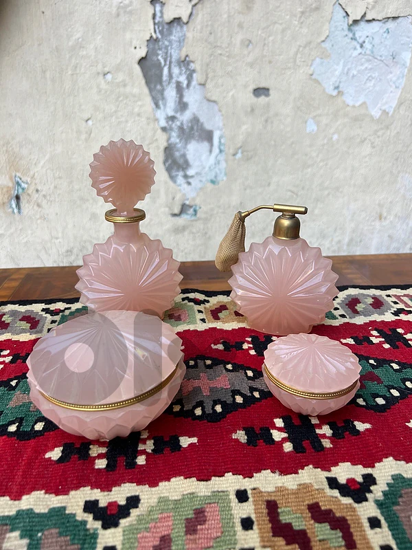 Vintage Pink Frosted crystal opaline Glass Vanity Set – Perfume