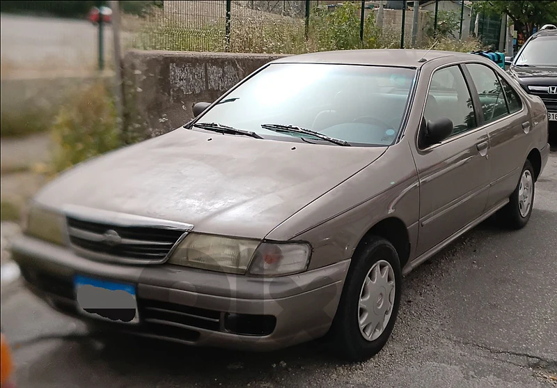 Nissan Sunny 1997