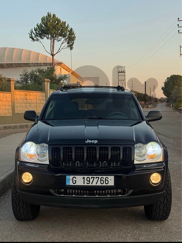 Jeep Cherokee 2006 5.7 hemi v8 limited
