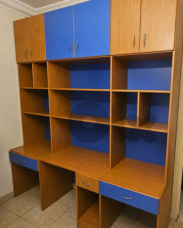 Large Wooden Desk with Shelves, Drawers & Cabinets