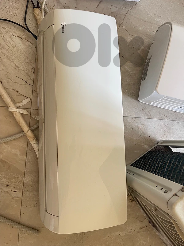 AC 18,000 Used like new Midea