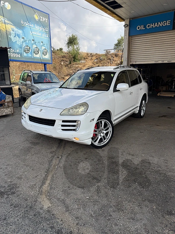 Porsche Cayenne 2008 1 Porsche Cayenne 2008 1