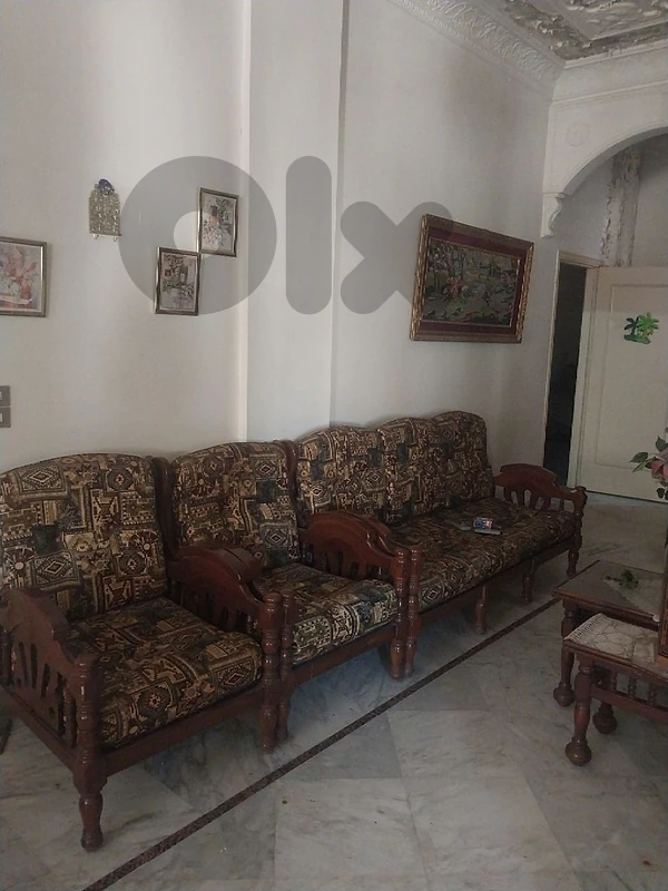 صالون كامل للبيع بحالة جيدة جدًا