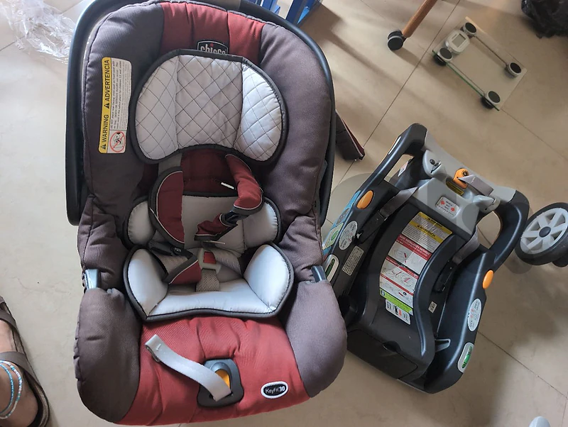 chicco car seat