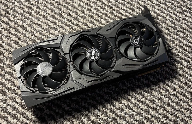 RTX 2080 ASUS ROG STRIX