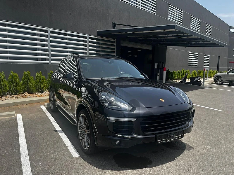 Porsche Cayenne S –Platinum Edition | Official dealer | Black on Black