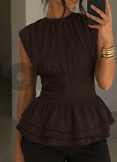 Charlie Brown waist defining shirt