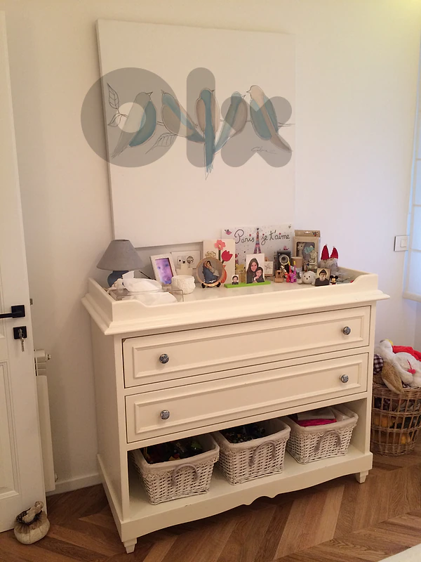 Elegant Baby Changing Table / Dresser – Excellent Condition