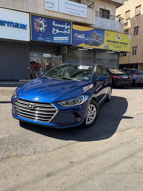 Hyundai Elantra 2018 se Hyundai Elantra 2018 se