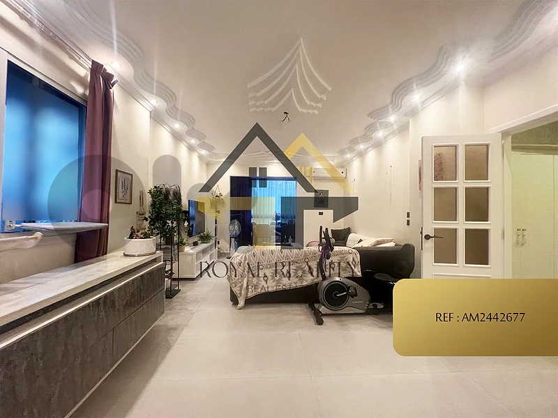 apartment for sale in mar elias -AM شقة للبيع في مارلياس