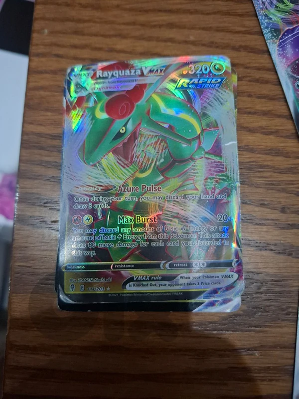 Rayquaza Vmax