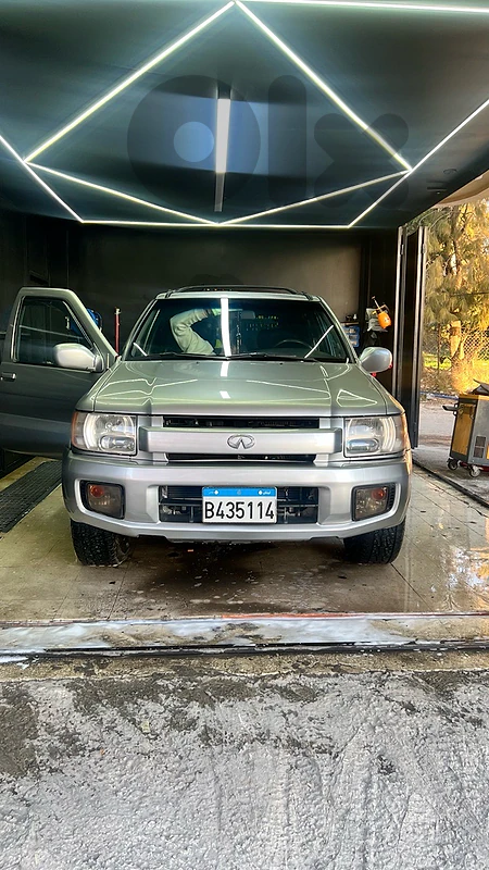 Infiniti Qx series 2002