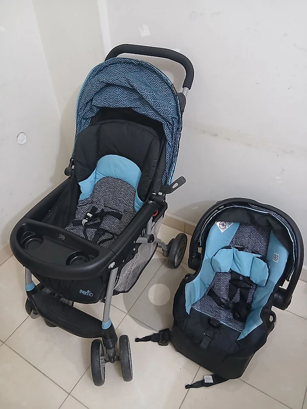 Poussette and car seat