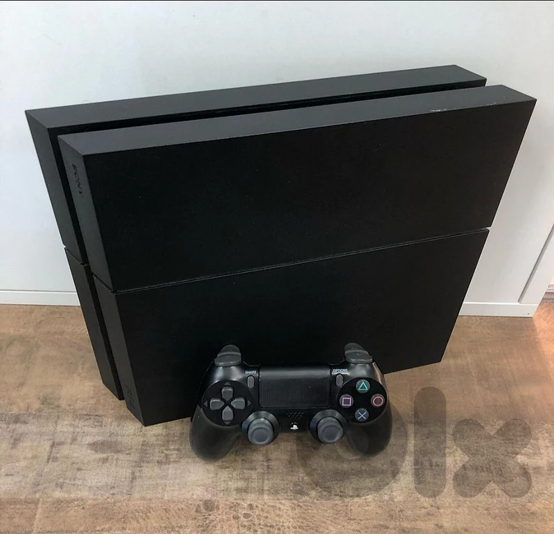 playstation 4 + original controller 🎮