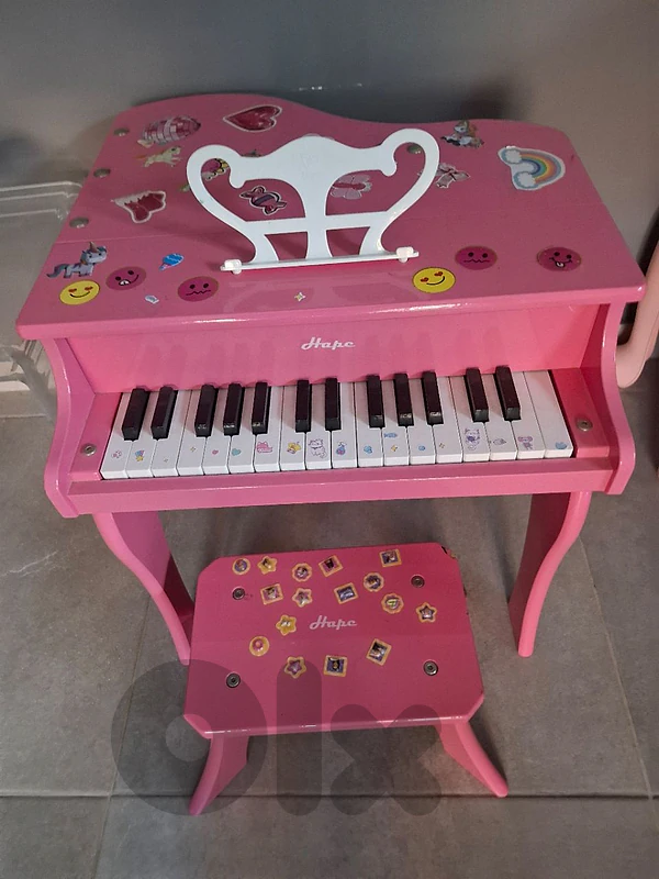 Pink Piano
