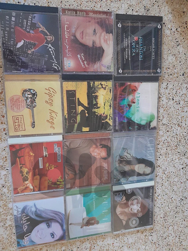 12 cds b 20 $