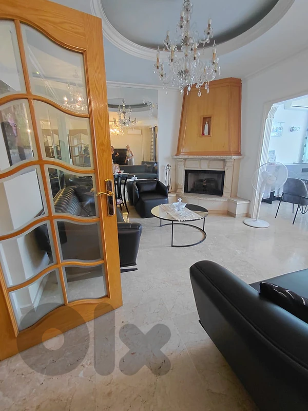 Apartment For Sale in Ain El Remmaneh