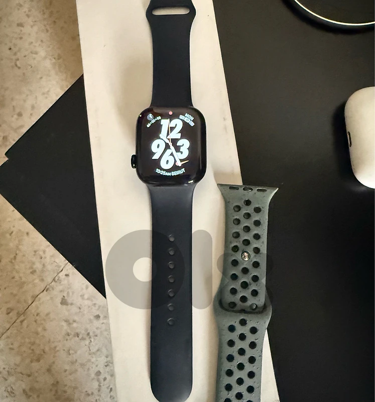 Apple Watch Series 11 42mm