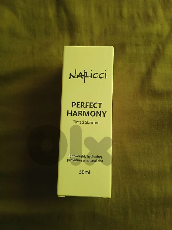 Tinted skincare cream