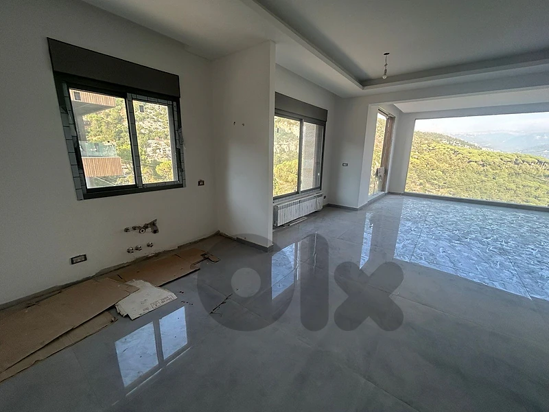 Apartment for sale Qennabet baabdat/شقة للبيع قنابة بعبدات