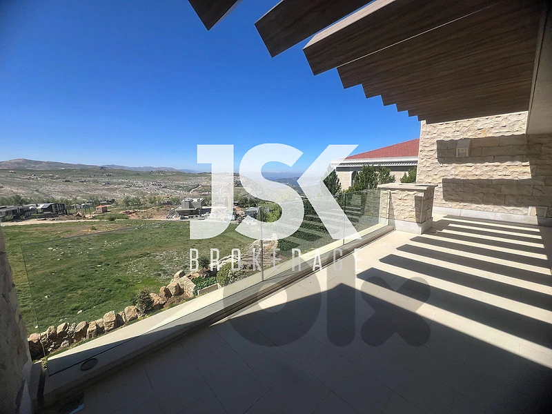 L17877 Spacious Chalet With Garden For Rent in Faqra Club