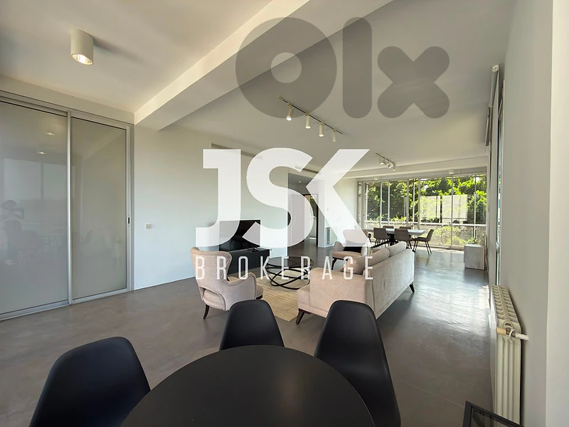L22228 Spacious Beautiful Apartment For Rent in Achrafieh