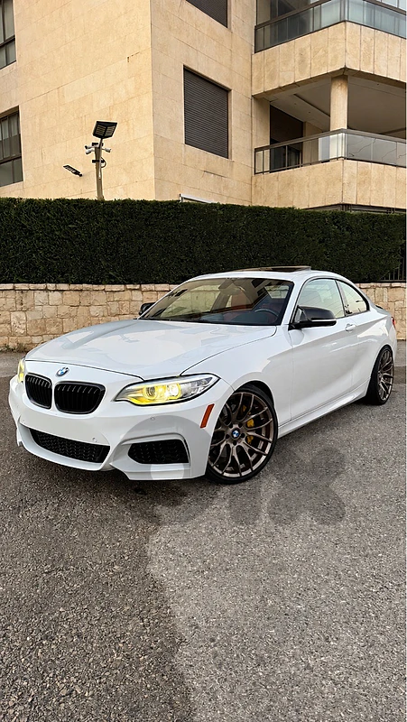 BMW M235i 2016