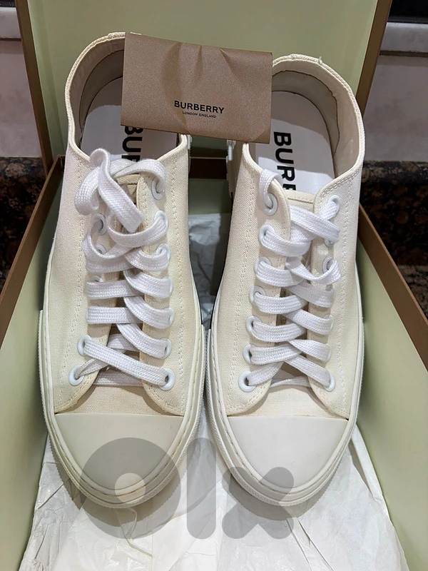 original burberry low top sneakers