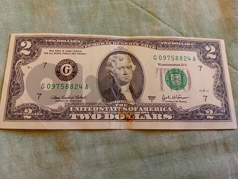 2 dollar 2003