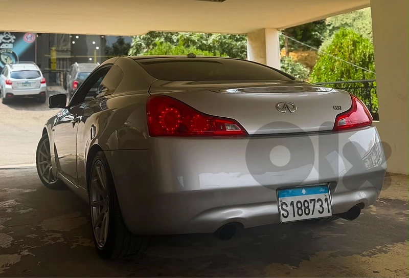 Infiniti G-Series 2009 G-37