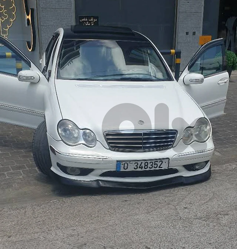 Mercedes-Benz C-Class 2005 c230