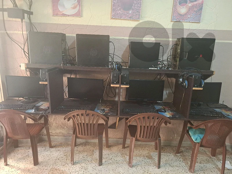 8 desktops + 1 server