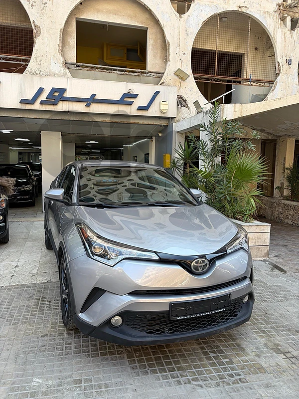 Toyota C-HR 2018 XLE