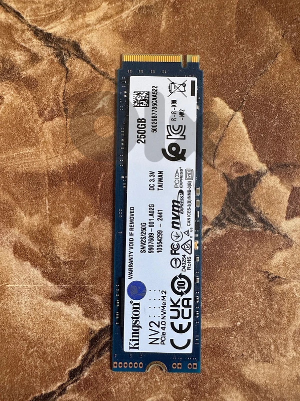 Kingston SSD NVMe 250GB