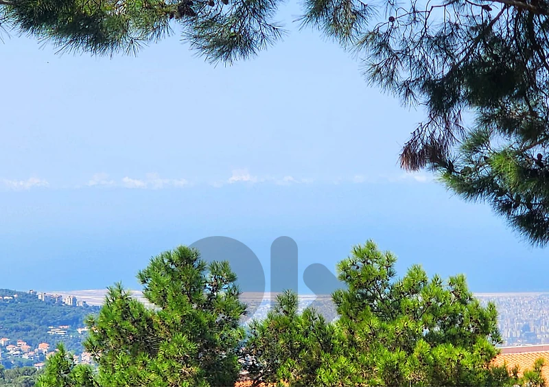 Land in Daher El Souwan, Metn Overlooking the Mountains