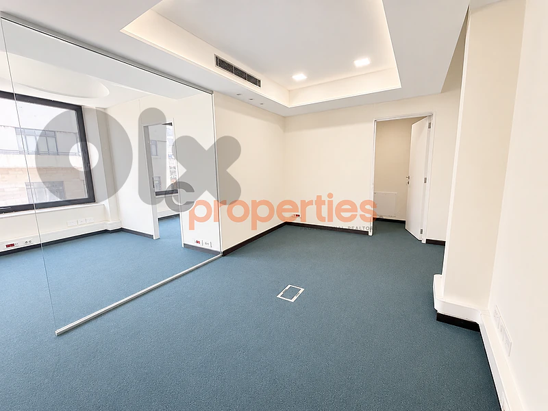 Office For Rent In Downtown مكتب للإيجار في وسط المدينة CPBMB08