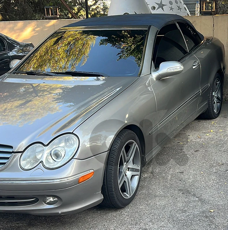 Mercedes-Benz CLK-Class 2005 2005