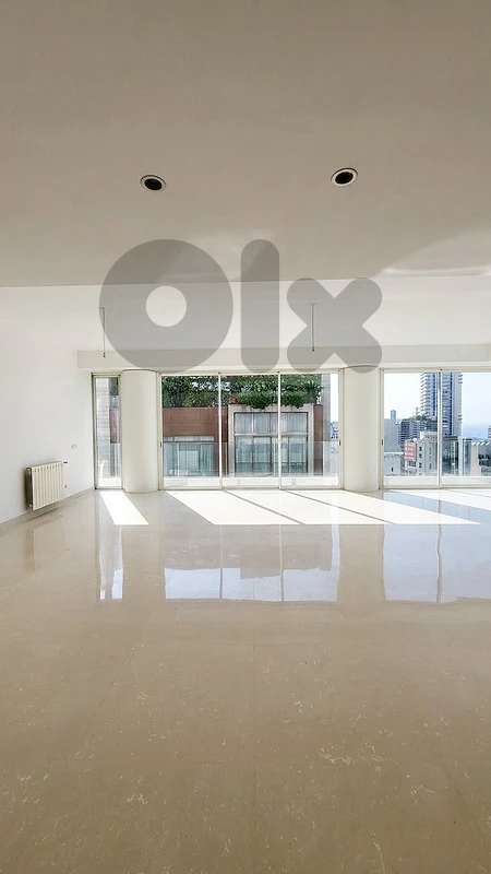 Panoramic 6th-Floor Apartment in the Heart of Ashrafieh — Sea & Mount