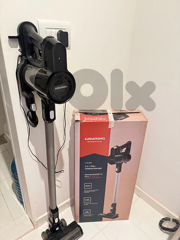 Grundig VCP 4230 2-in-1 Cordless Handheld Vacuum Cleaner