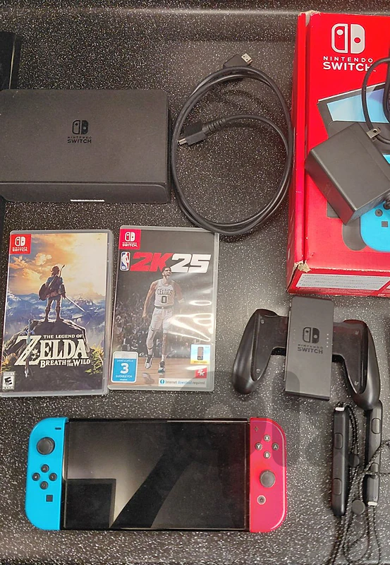 Nintendo Switch OLED + Games