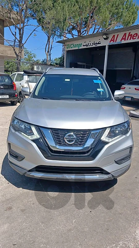 Nissan rogue	2018
