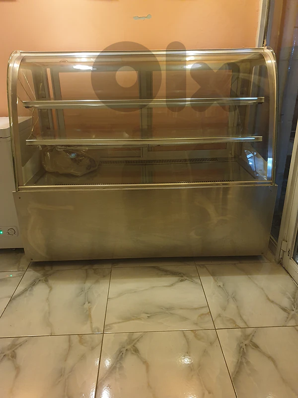 refrigerator -     برّاد