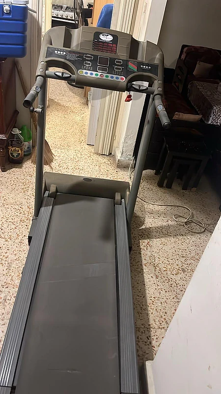 treadmill - مكينة مشي