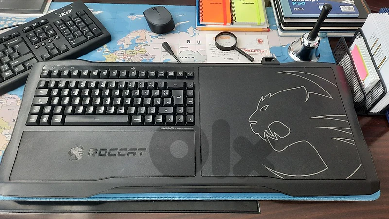 The ROCCAT Sova gaming lapboard / Keyboard