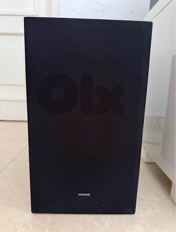 Samsung sound bar and subwoofer