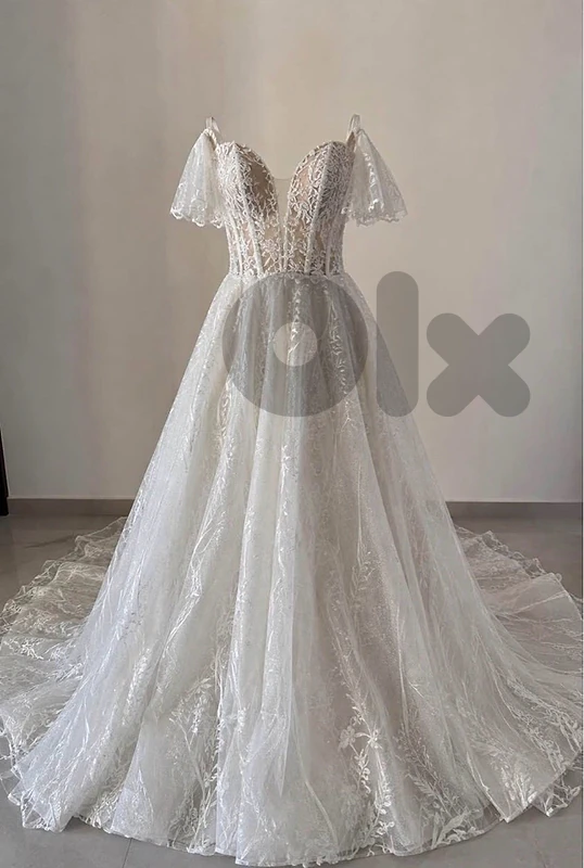 wedding dress