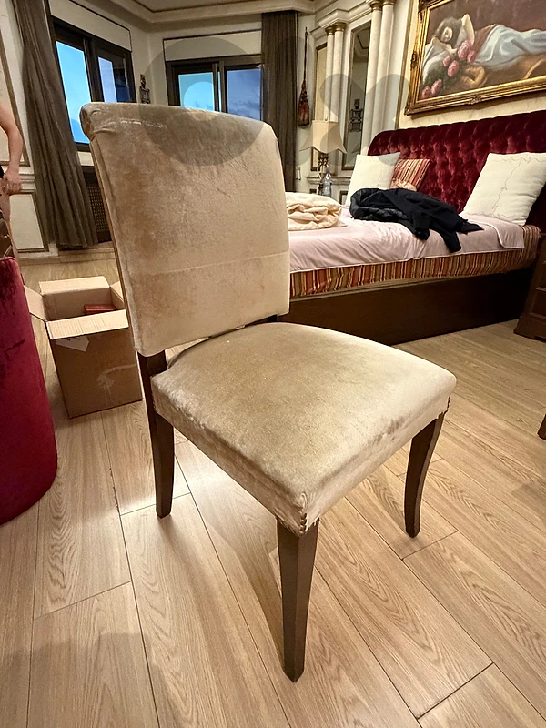 champagne chair