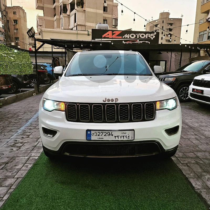Jeep Grand Cherokee 2016 universary 4x4 v6 Jeep Grand Cherokee 2016 universary 4x4 v6