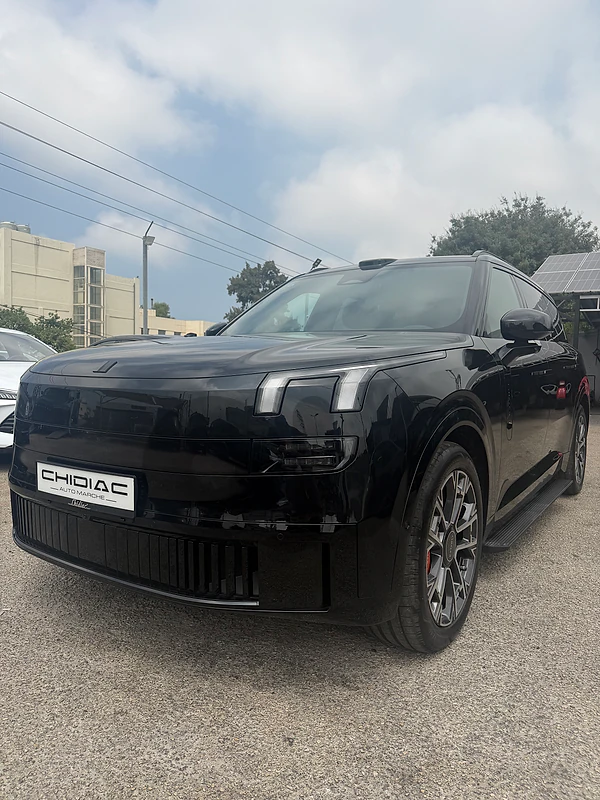 Lynk & Co 900