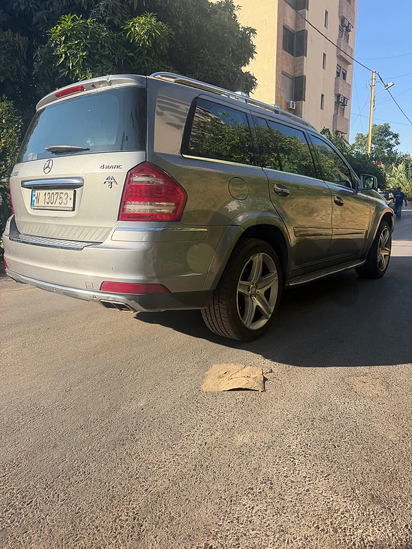 Mercedes-Benz GL-Class 2011 450